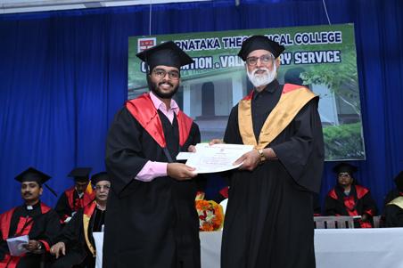 /news/valedictory_26/img_4.jpg